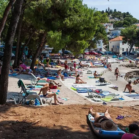 Pool & Sport Holiday Apartamento Tribalj