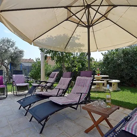 Pool & Sport Holiday Apartamento Tribalj